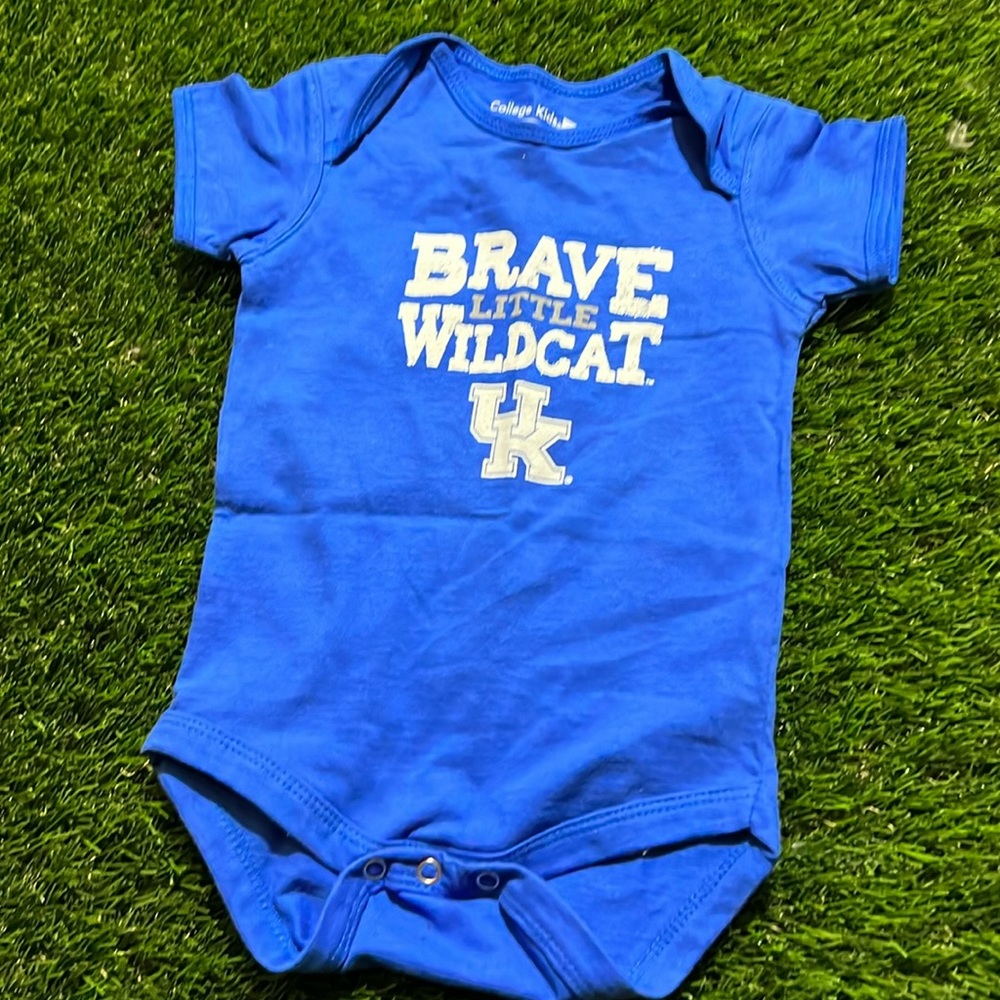 Infant University Of Kentucky Wildcats College Kids Bodysuit